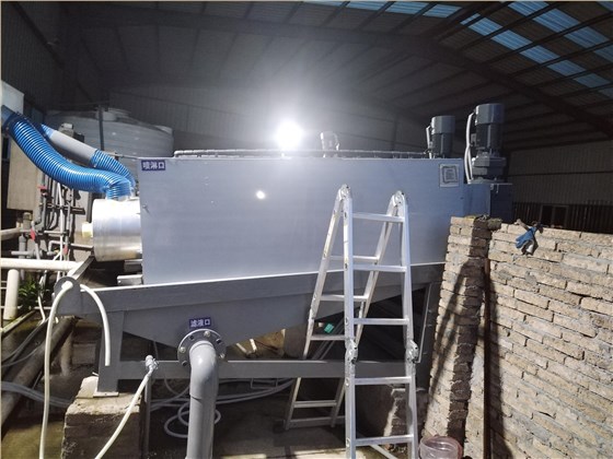 污水廠疊螺機(jī) 污水廠疊螺機(jī)