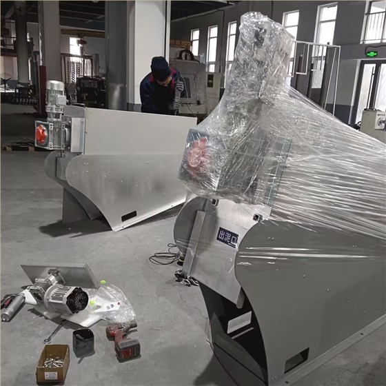 疊螺濃縮機 疊螺濃縮機