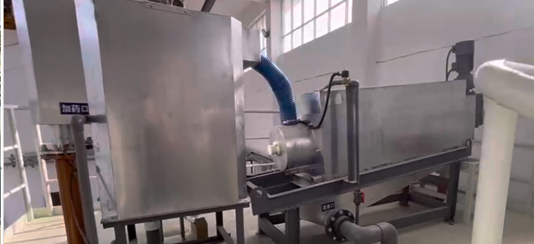 城市污水處理廠(chǎng)為什么用疊螺污泥濃縮機(jī)？